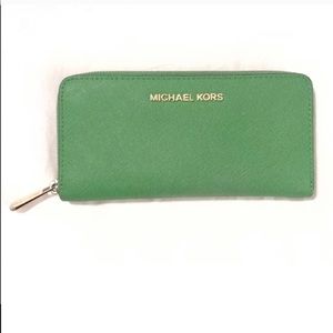 Michael Kors Jet Set Continental wallet Palm Green